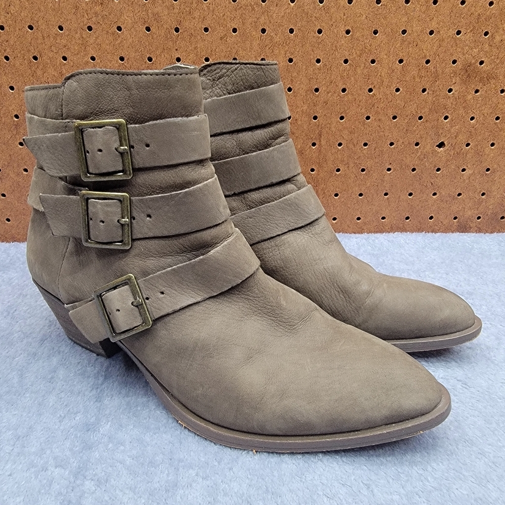 Sole Society women's Nelmaeya ankle bootie boots